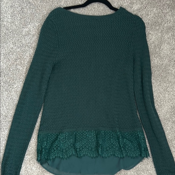 NWOT Lucky Brand Green Lace Hem Sweater - Picture 4 of 4
